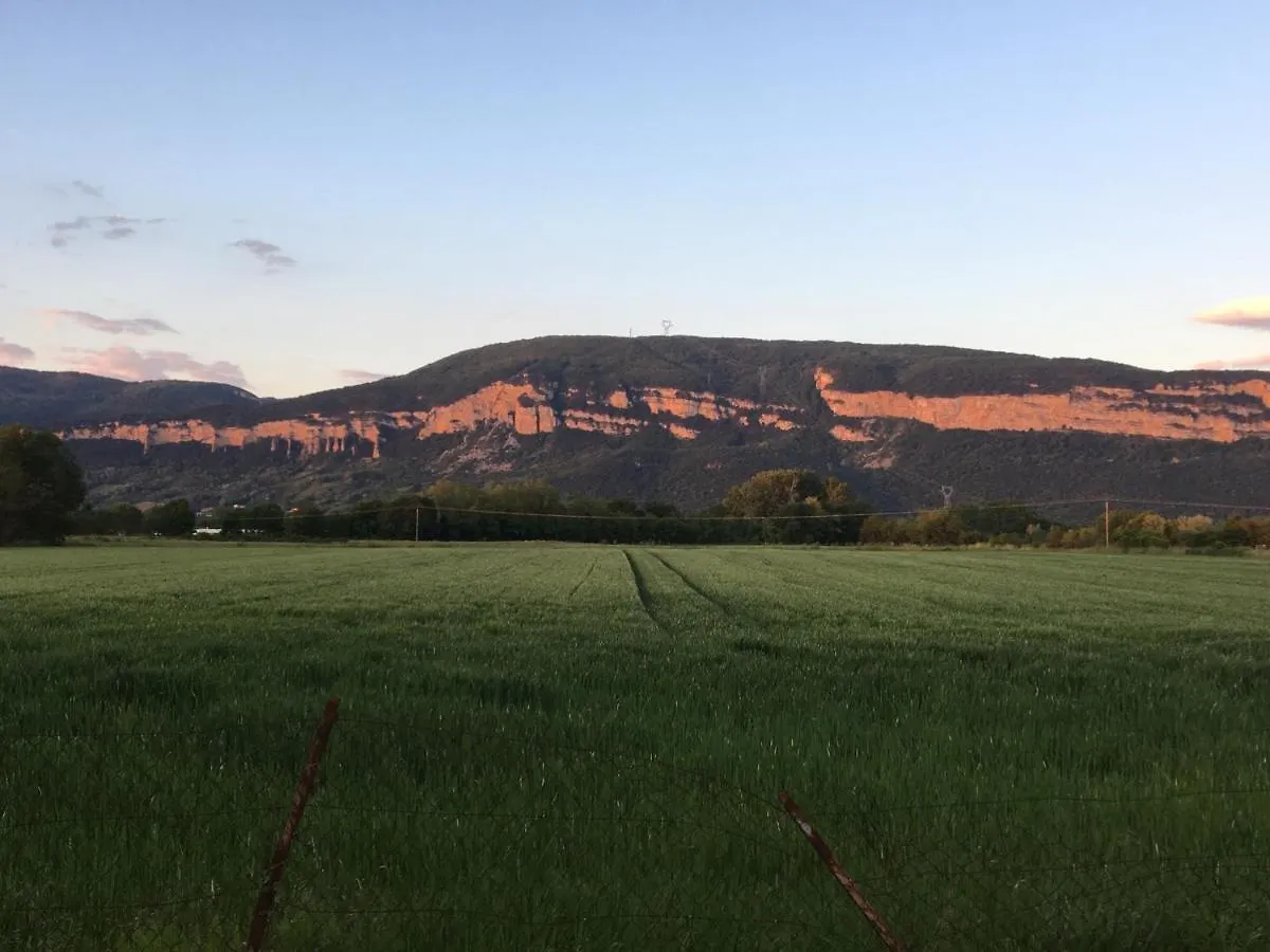 2 Maisons à louer à Montalieu Hébergement de vacances Montalieu-Vercieu